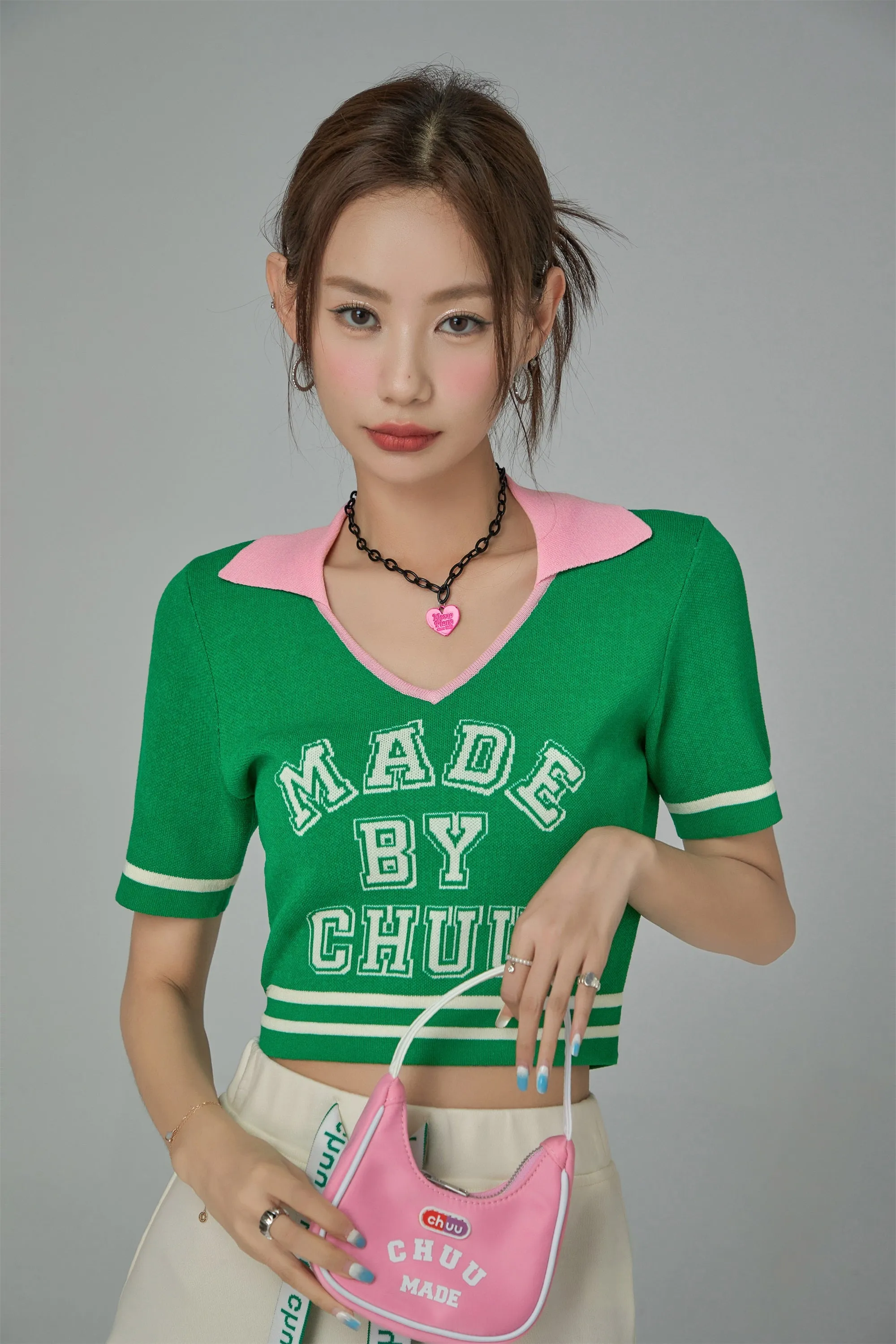 Chuu Spirit V-Neck Cropped T-shirt