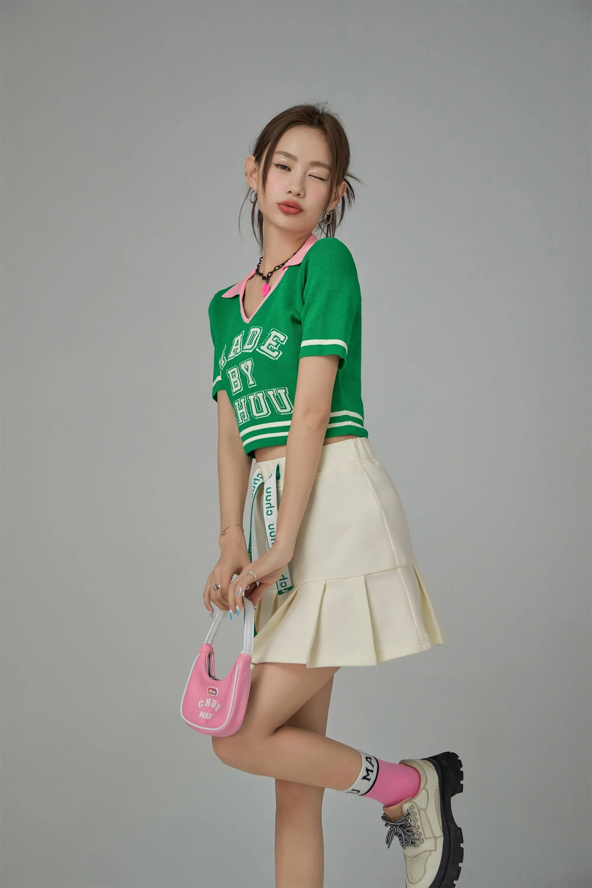 Chuu Spirit V-Neck Cropped T-shirt